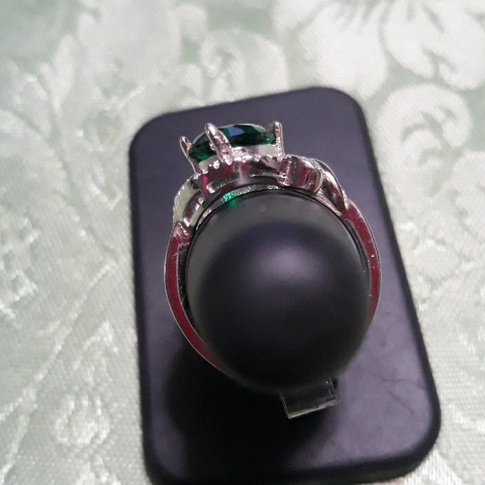 Sterling silver simulated Emerald cz ring sz 7 - Picture 4 of 5